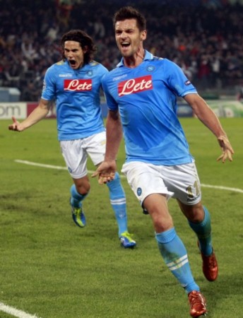 功不仅仅依 功不仅仅依